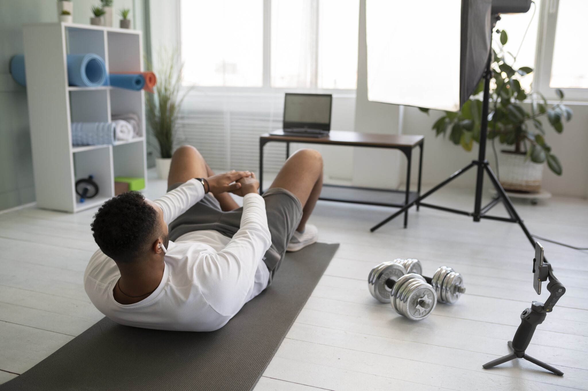 How to Build a Consistent Home Workout Routine - Sport Blog